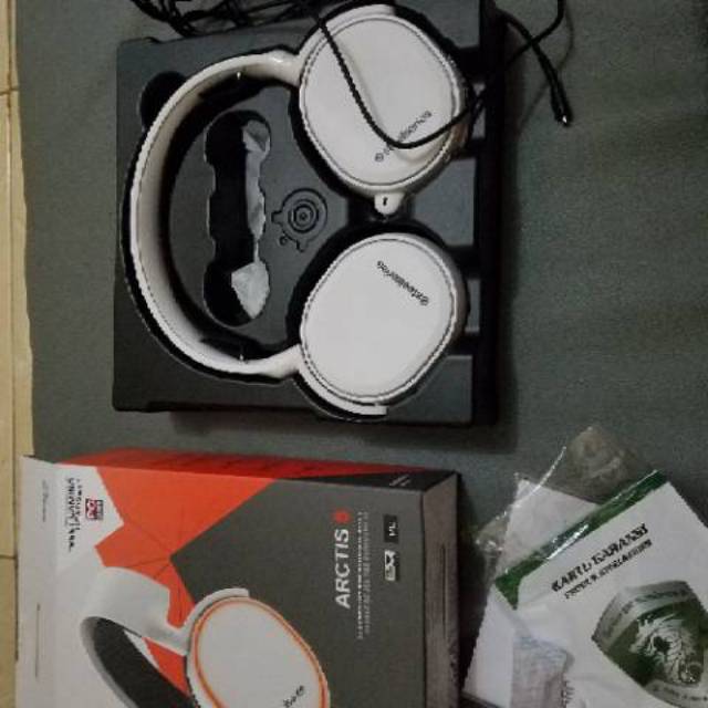 Steelseries Arctis 5 + BONUS MOUSE STEELSERIES RIVAL 110