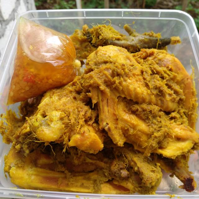 

Ayam KAMPUNG UNGKEP LAOS