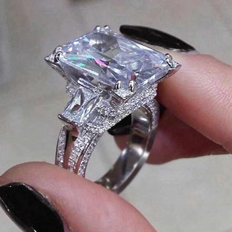 Cincin Lapis Silver Hias Kristal Kubik Zirconia Bentuk Persegi Besar Untuk Wanita