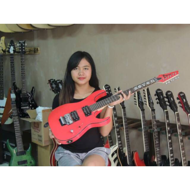 GITAR ELEKTRIK IBANEZ SEVEN MERAH