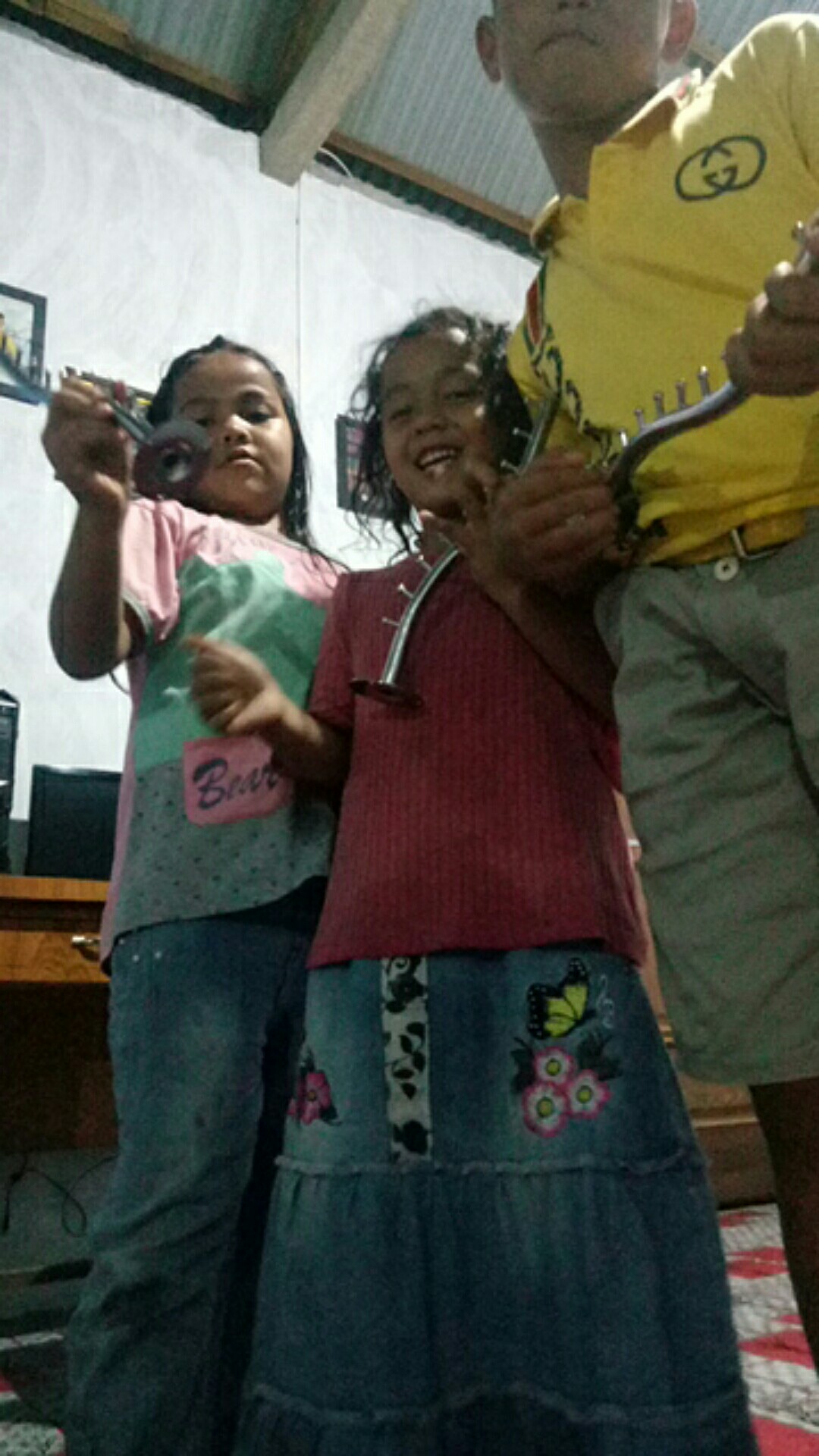 Hanger Suling Belalai Tembok 9 Titik