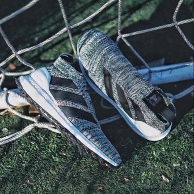 Adidas Ultraboost Ace 16 “ Oreo “ Premium Original ( sepatu adidas / sepatu santai )