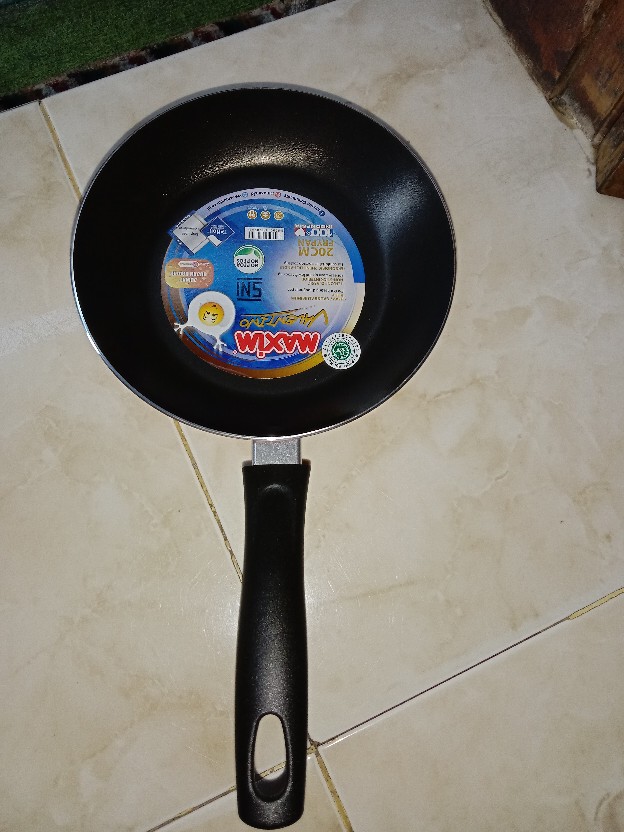 Maxim Valentino Fry Pan Non Stick 20cm Wajan Penggorengan Anti Lengket 20 Cm