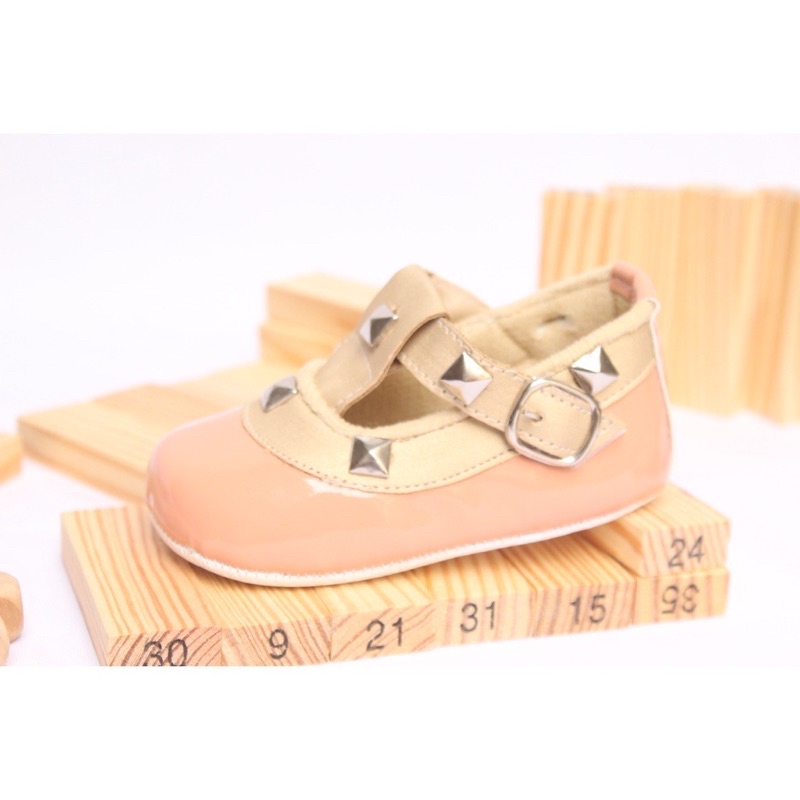 Sepatu Balet Piramid Sepatu baby pre walker anak belajar jalan / sepatu bayi gendong baby shoes