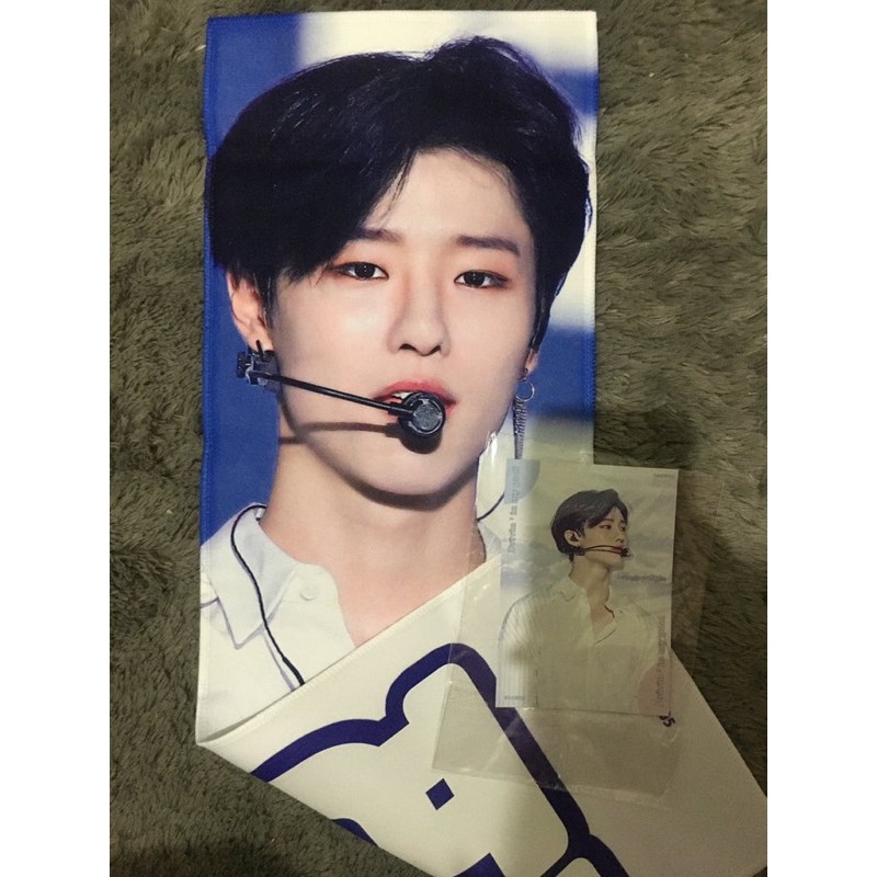 Slogan Cho Seungyoun X1 UNIQ WOODZ LUIZY