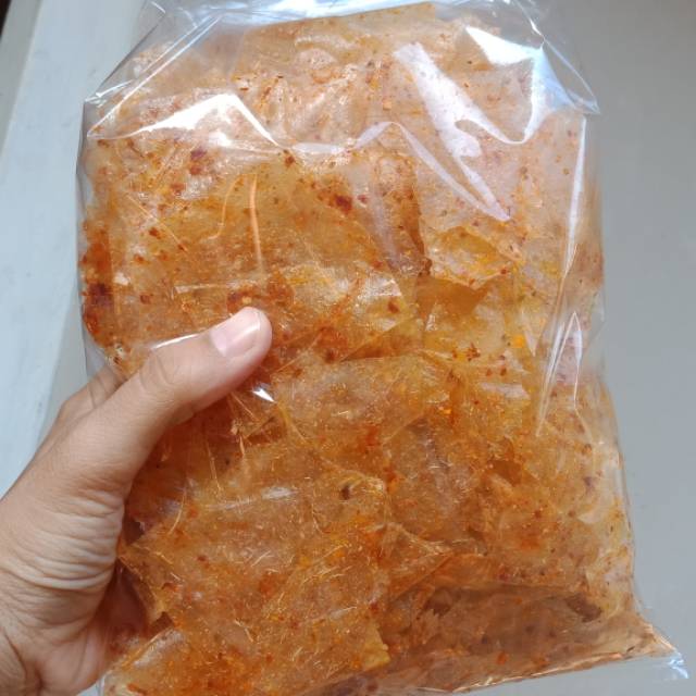

Kiripik kaca / kiripik beling somplak yang gurih, asin, dan yg pasti pedaaaaaaaaaas mantaaaap