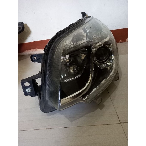 lampu depan daihatsu terios2016 kiri