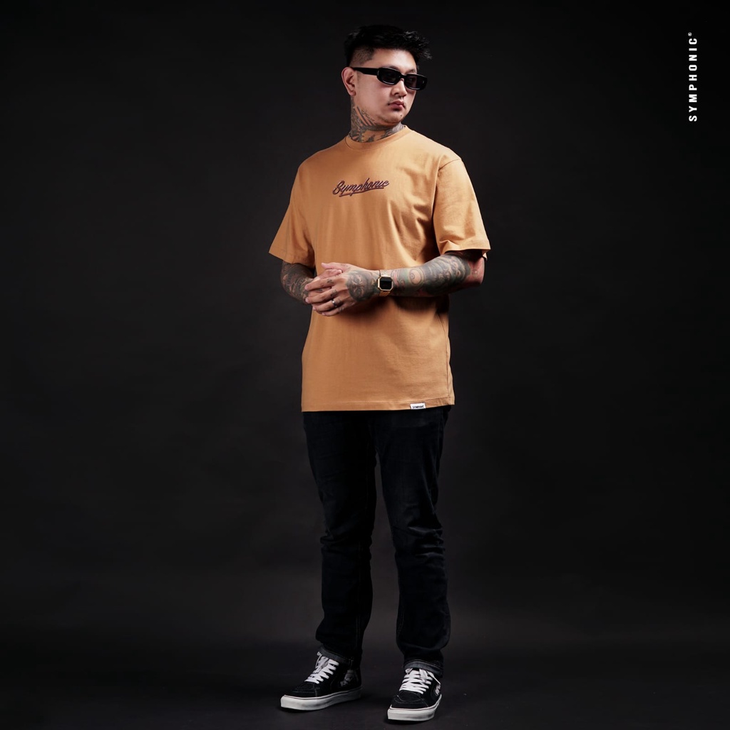 KAOS PRIA//KAOS LENGAN PENDEK//KAOS DISTRO SYMPHONIC.LTD