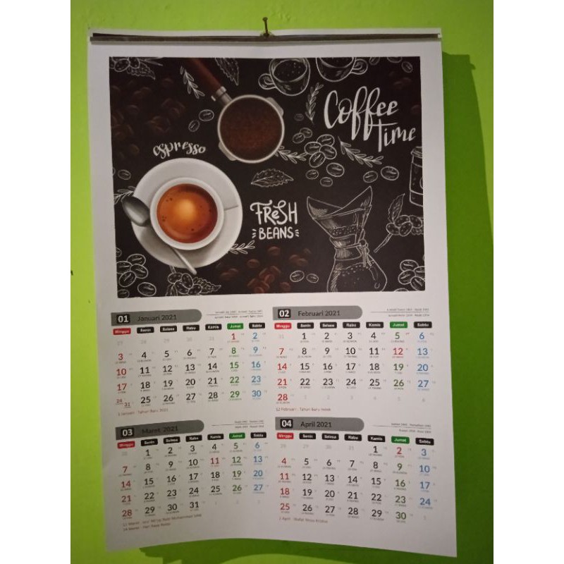 

kalender dinding 2025 tema coffee