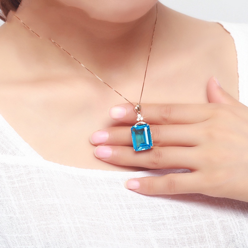 [Ready Stock]Fashion New Rectangular Sapphire Pendant Necklace