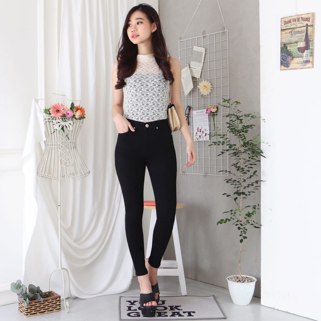 7C-G CELANA JEANS PREMIUM HIGHWAIST HITAM /PINGGANG TINGGI /STREACHT /27 - 34