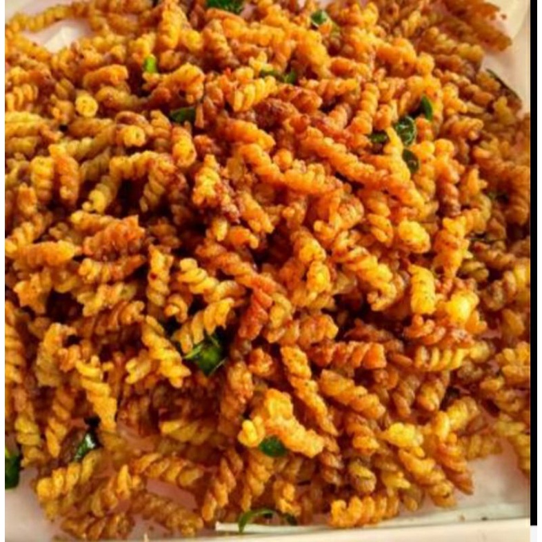 

Cemilan Makaroni Spiral Pedas Daun Jeruk 500gr