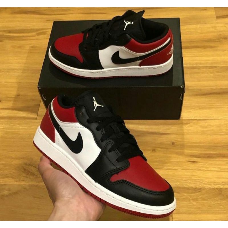 Air Jordan 1 low bred toe