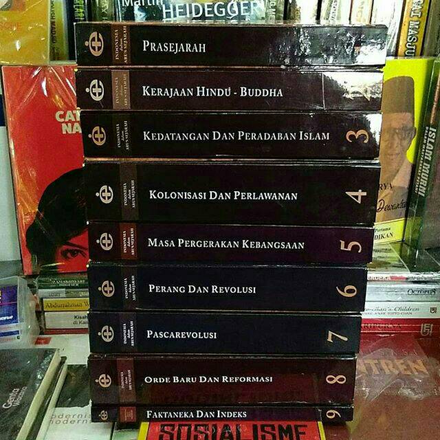 Jual BUKU INDONESIA DALAM ARUS SEJARAH (1 PAKET 9 JILID) | Shopee Indonesia