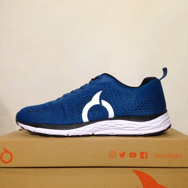 Ortuseight Sepatu Running Vector