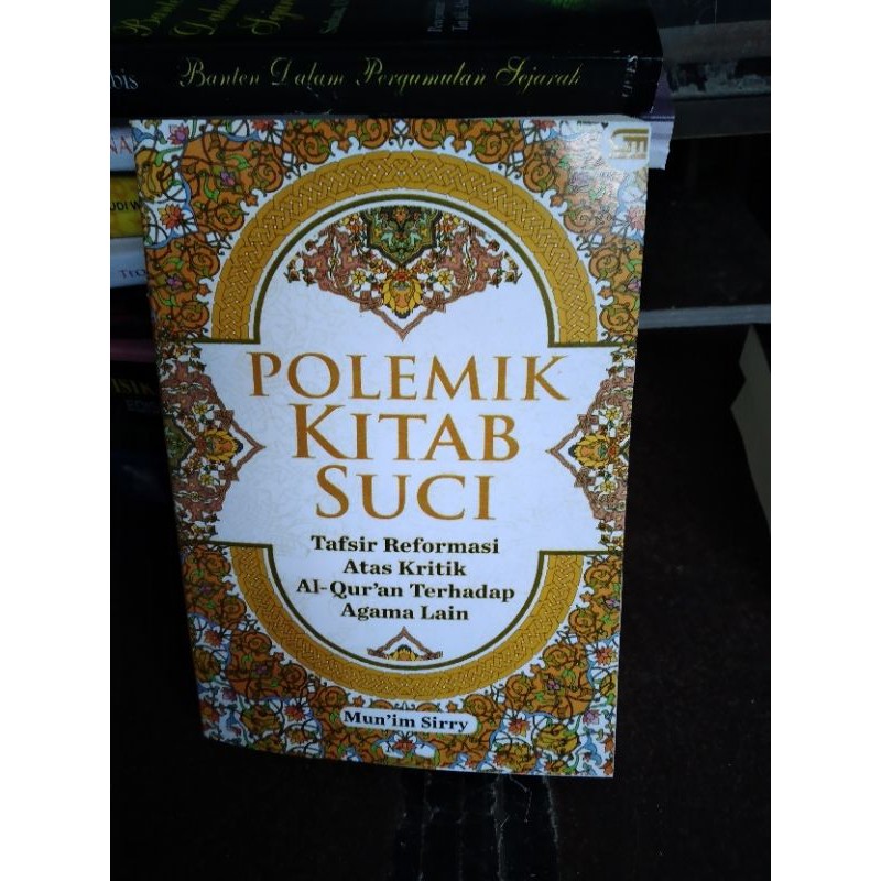 polemik kitab suci