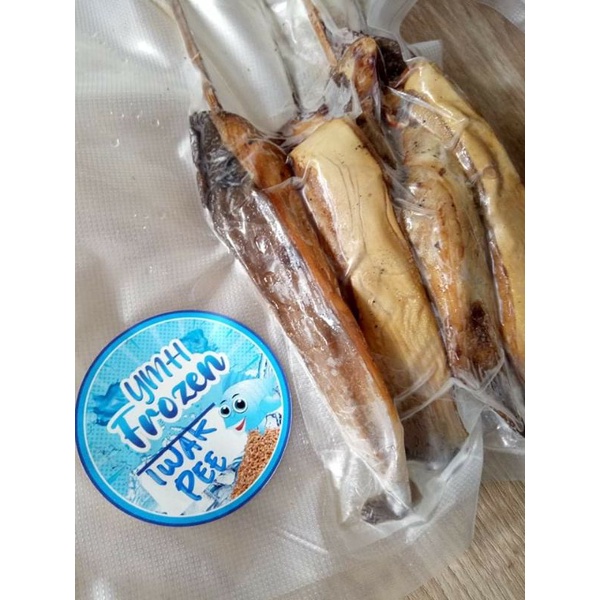 

ikan asap pee/pare 3 pcs