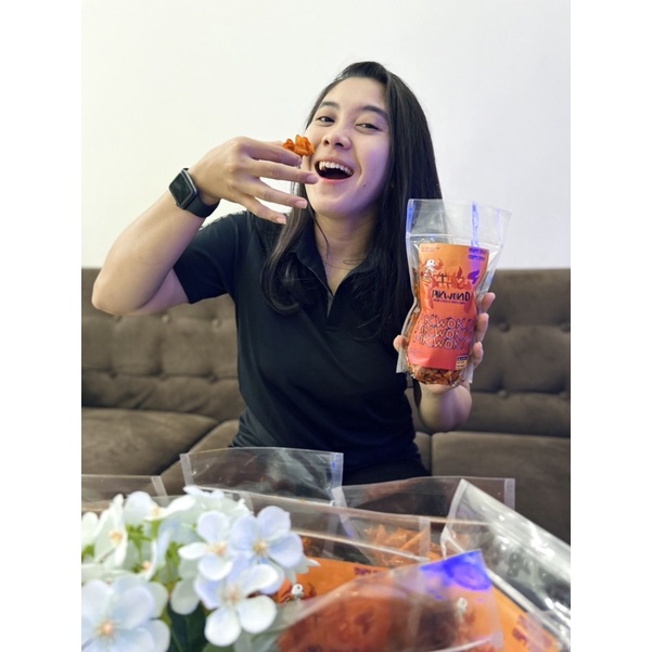 

PIKWOKID KERIPIK PEDAS DAUN JERUK by Billaaaid