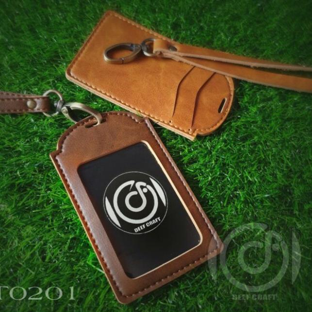 

Terbaru! ST0201 Id card holder / name tag kulit / ID Card holder standar 2 slot ,,