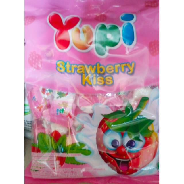 Permen Yupi Strawberry Kiss kemasan plastik