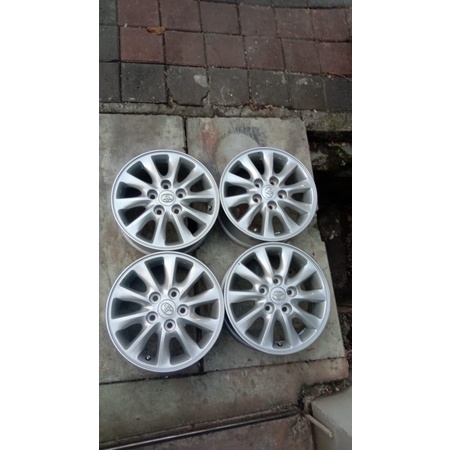Velg OEM Toyota Kijang Innova Grand Luxury