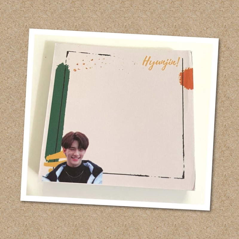 

MEMO PAD HYUNJIN STRAYKIDS