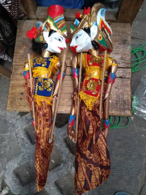 TERMURAH! SEPASANG WAYANG GOLEK RAMA SHINTA BATIK 3D COUPLE 30x8 cm PAJANGAN HIASAN DEKORASI DINDING