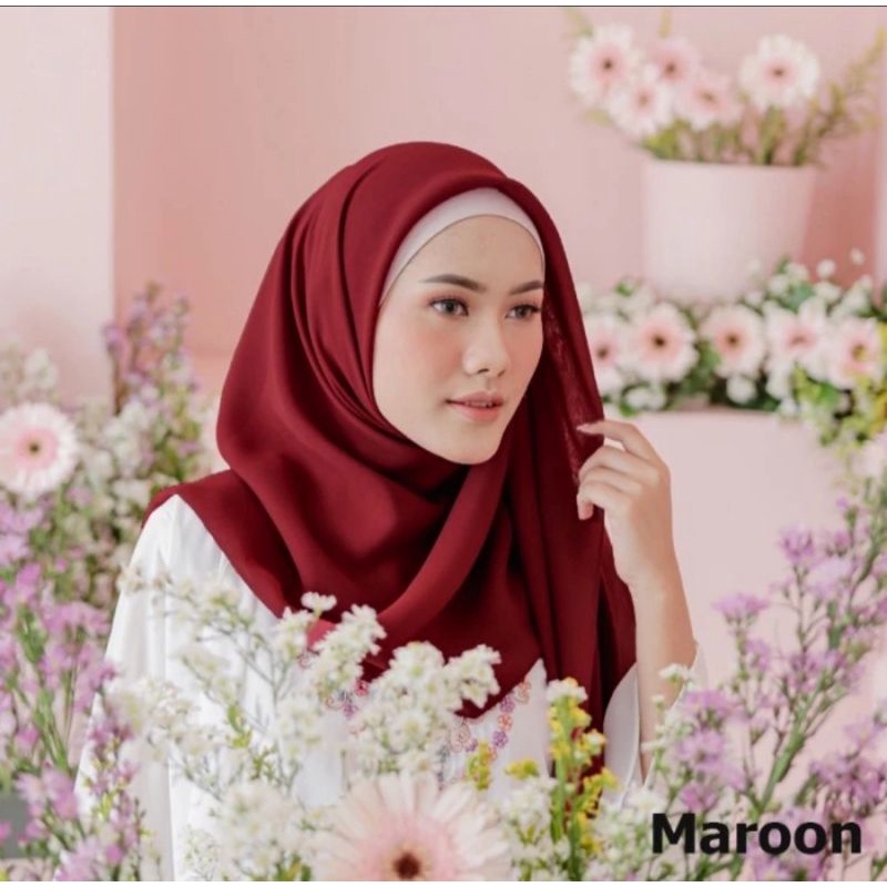 Kerudung Jilbab Hijab Polos Polycotton Segiempat Bella Square Premium