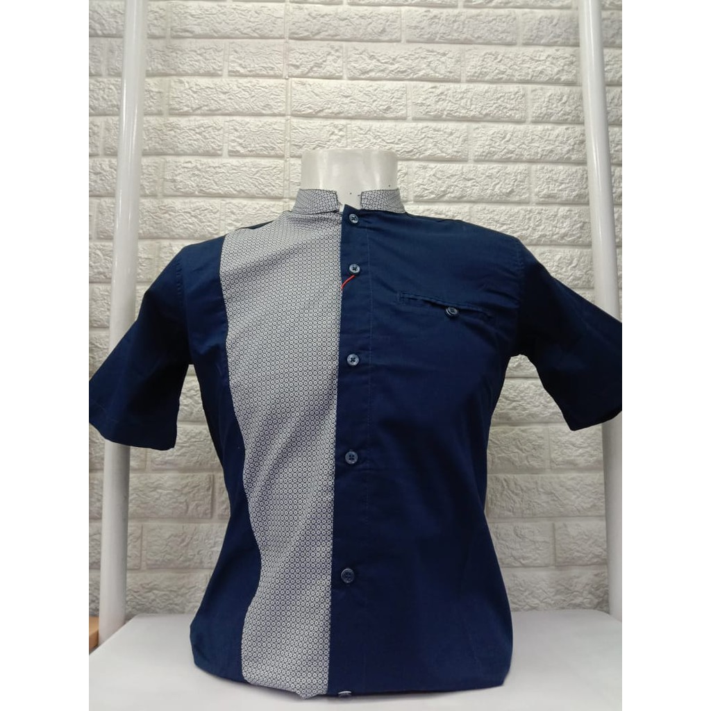 Ramayana Jambi Viali Milano Kemeja Pria art 0032028024811