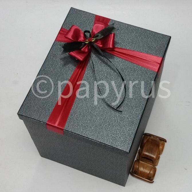 

[COD] Papyrus 25x30 tinggi 30cm Kotak Kado Gift Box Hadiah [COD]