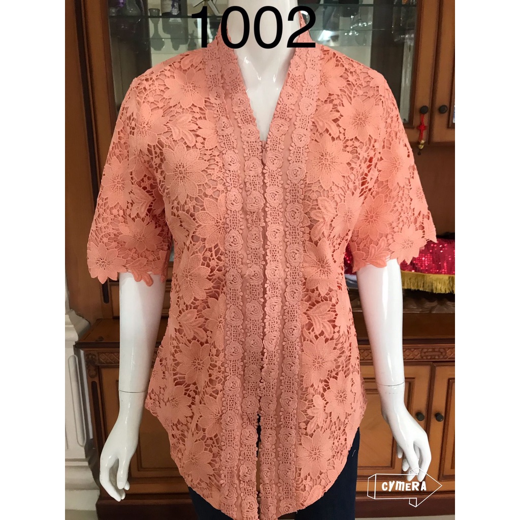 1002 kebaya brukat full depan lengan pendek alexuez pdk brukat tebal full depan