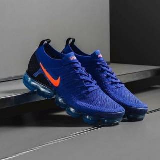 nike vapormax flyknit blue pink