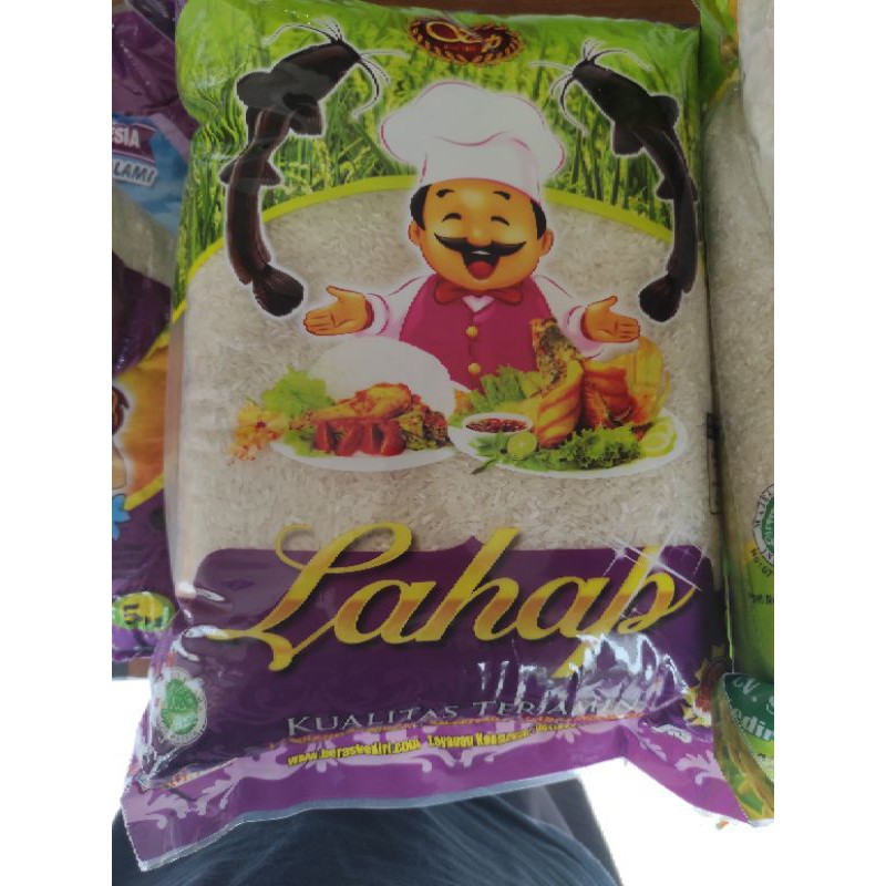 

Beras Lahap Lele 5kg Kota Malang