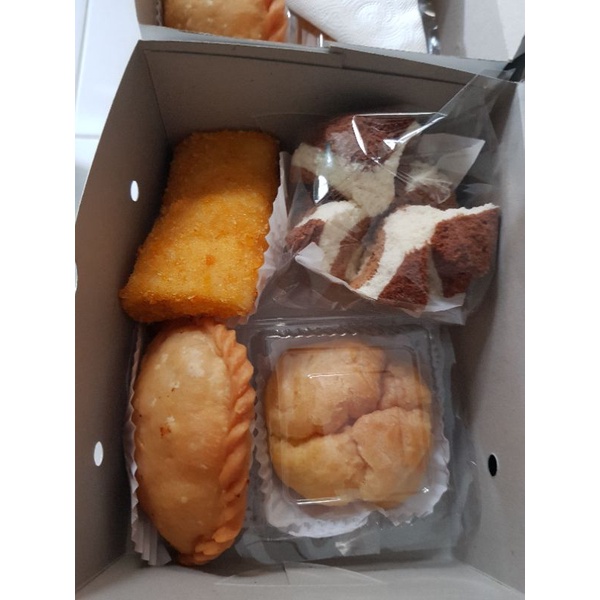 

SNACK BOX ENAK / KUE BASAH/ JAJANAN PASAR