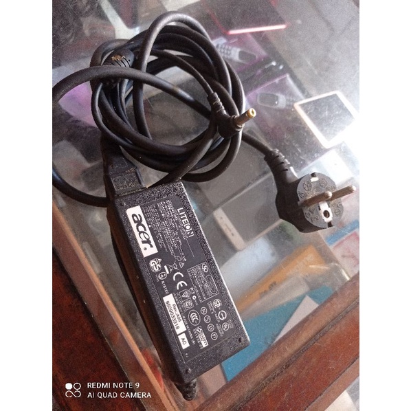 adaptor charger laptop acer bekas
