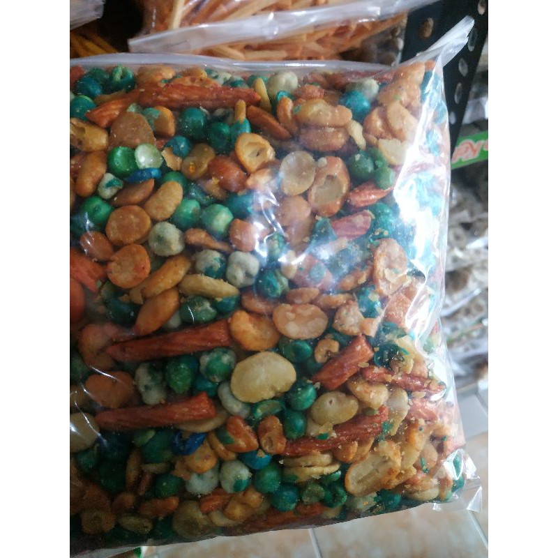 

KACANG POLO MIX/KACANG MIX PANGPANG