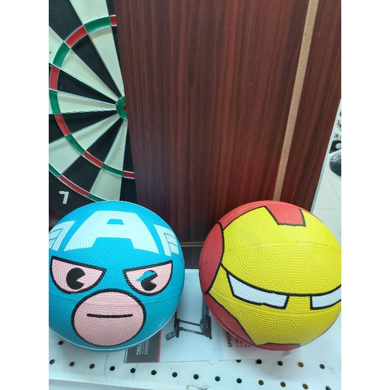 Bola basket anak Karakter