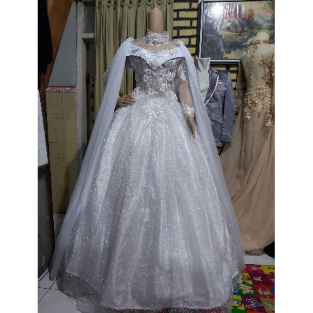 Gaun pengantin tile akar akad putih ekor panjang