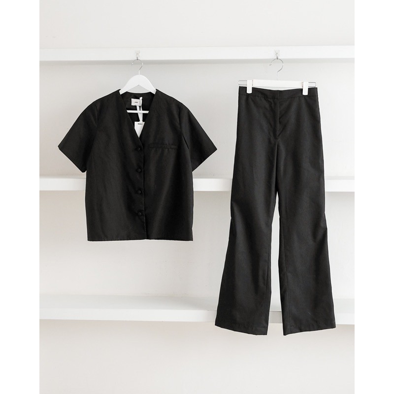 

SUMI SET (BLACK)