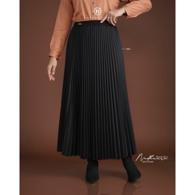 Nadheera Pleated Skirt New By Nadheera Luxury