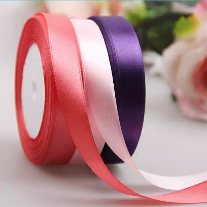 

Pita satin 3/4 inch (2cm) per Roll