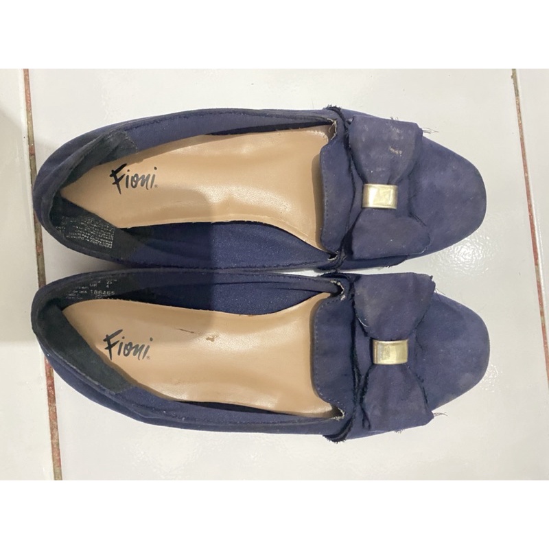 (Preloved) flat shoes merk Fioni by payless