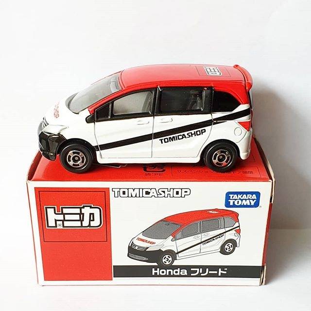 tomica honda freed white