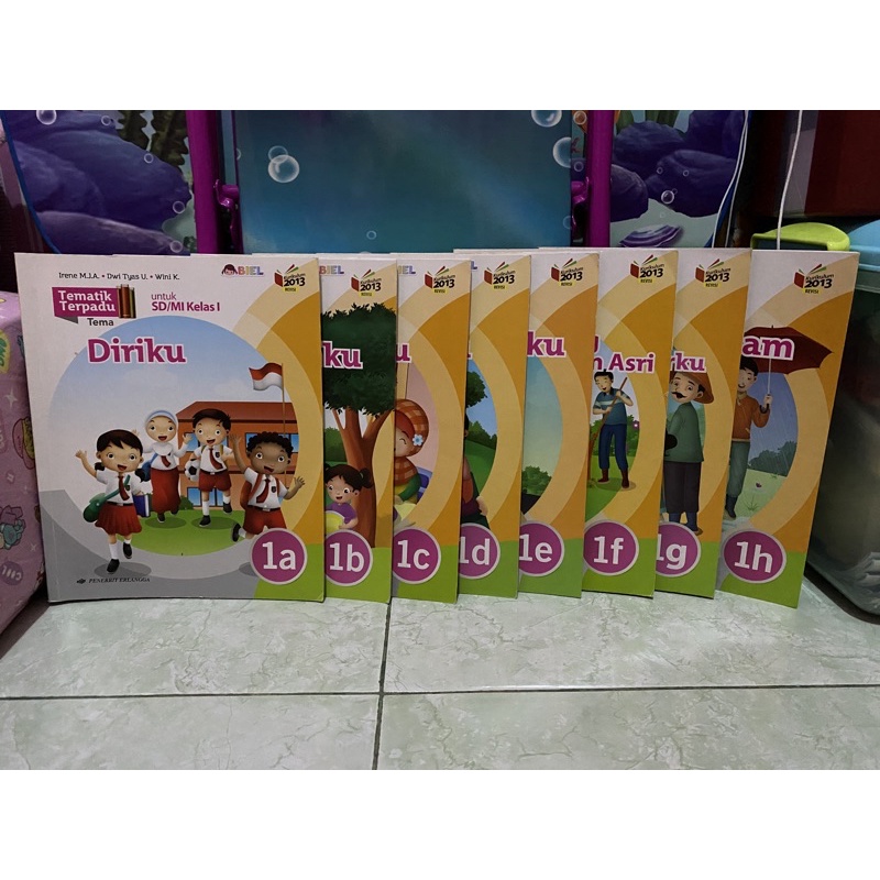 

buku tematik terpadu kelas 1 erlangga (1a-1h)