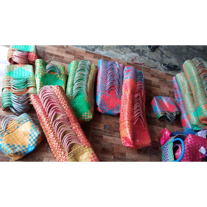 tas anyam unyil/ mini, tas souvenir ,tas murah, tas hampers