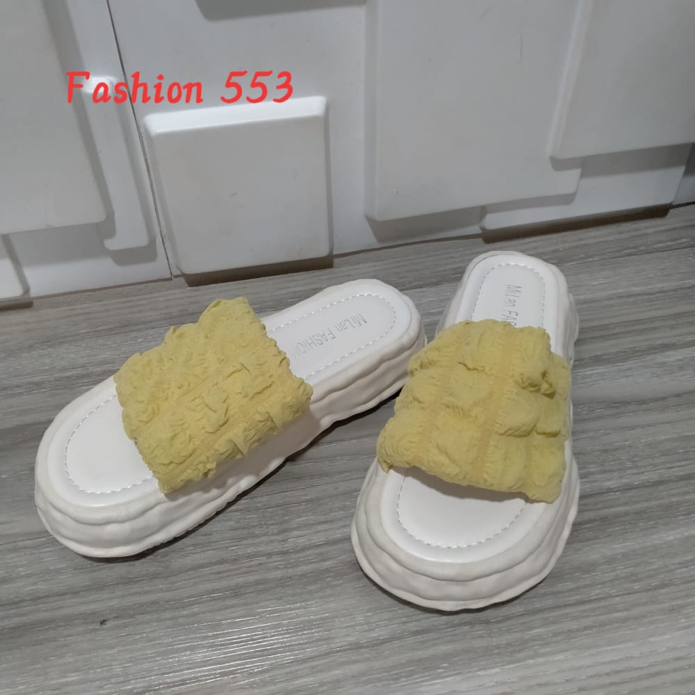 Sandal wanita D 553