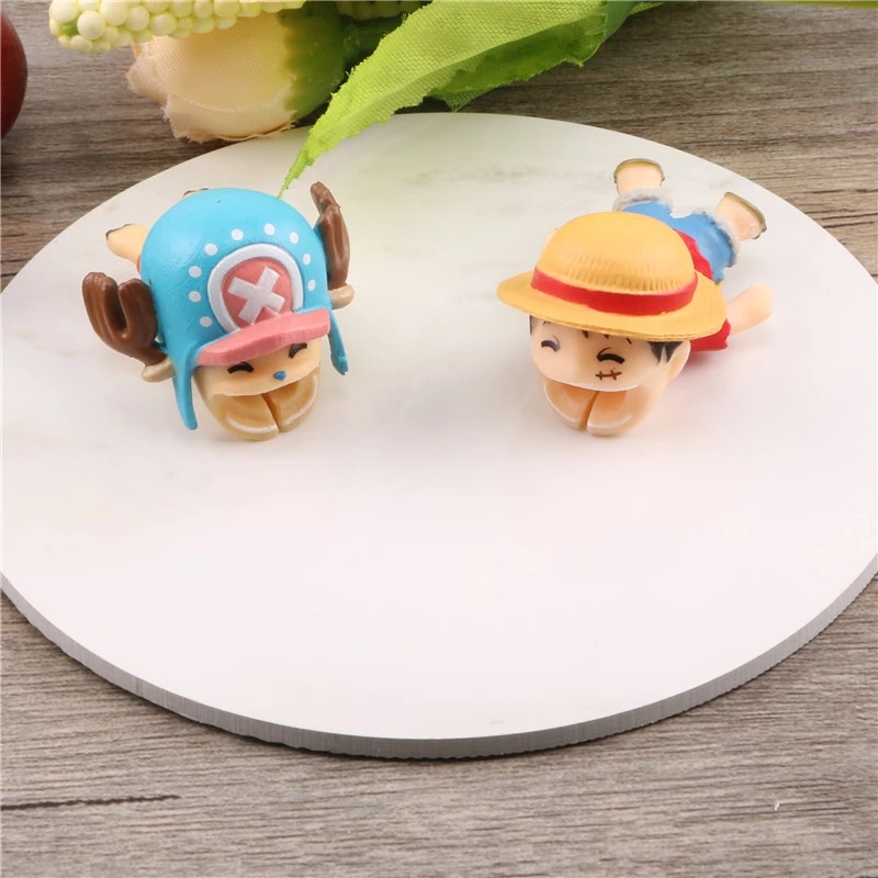 1pc Pelindung Kabel Data / Charger USB Bentuk Anime Kawaii Bahan Silikon