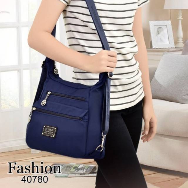 NEW MODEL 
QI LIN ER 8997 / 40780