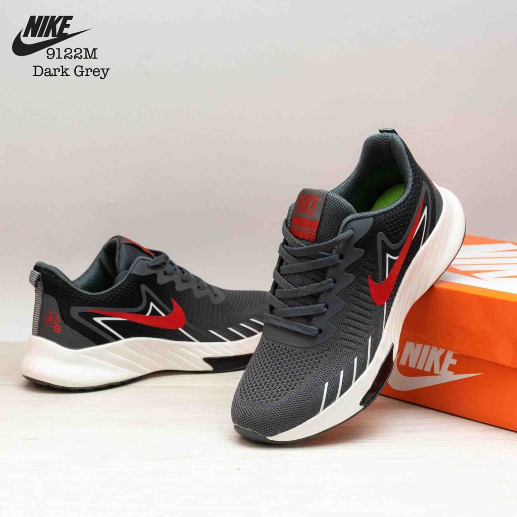 SEPATU COWOK ZOOM PEGASUS 9122M