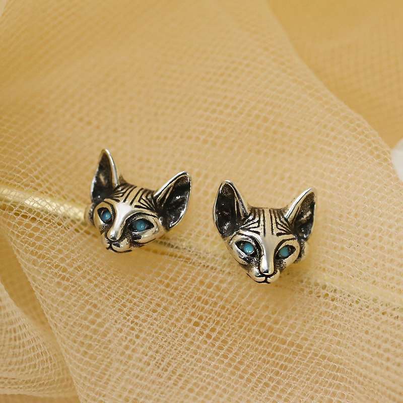 Anting Bentuk Kucing Bahan Stainless Gaya Retro Untuk Pria Dan Wanita